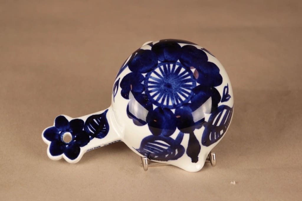 Arabia Köökki kauha, käsinmaalattu, suunnittelija Gunvor Olin-Grönqvist, käsinmaalattu, 2.5 dl kuva 3