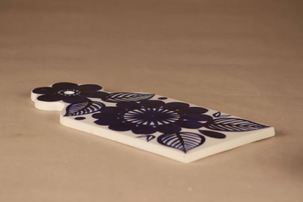 Arabia Köökki talouslevy, käsinmaalattu, suunnittelija Gunvor Olin-Grönqvist, käsinmaalattu, signeerattu kuva 2