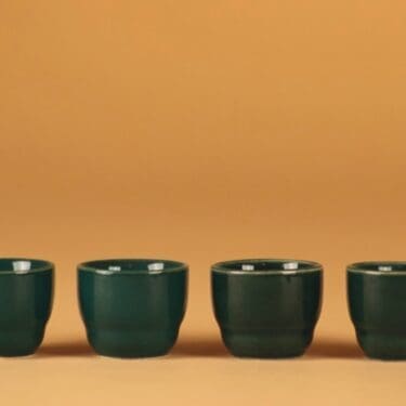 Arabia Kilta munakuppi, vihreä, 4 kpl, suunnittelija Kaj Franck,