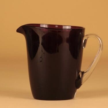 Nuutajärvi kaadin, 1 l, suunnittelija tuntematon, 1 l